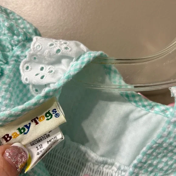 Smocked Baby Bubble Romper Mint teal Pastel Embroidery Easter bunny baskets - Picture 6 of 7